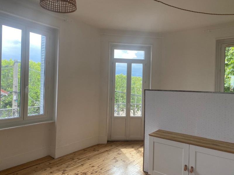 Appartement - 98 m² - 3 pièces
