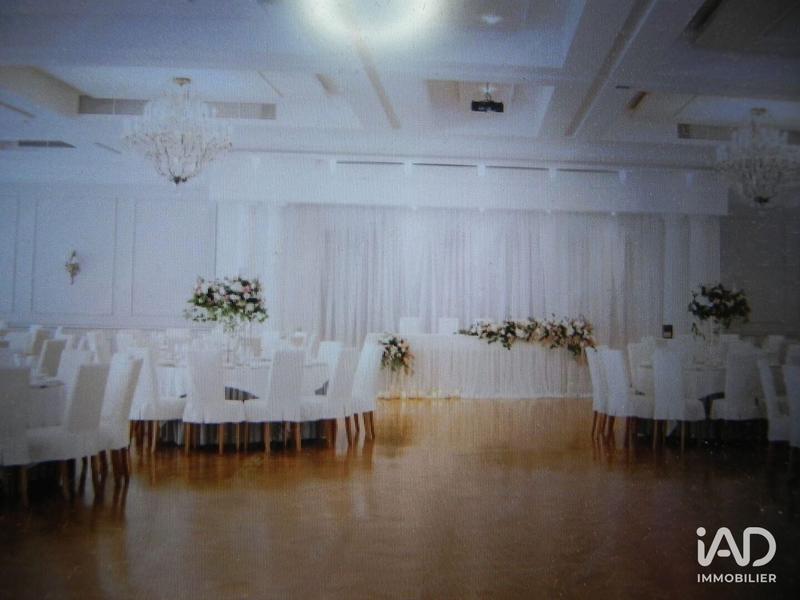 Local commercial - 1 100 m²