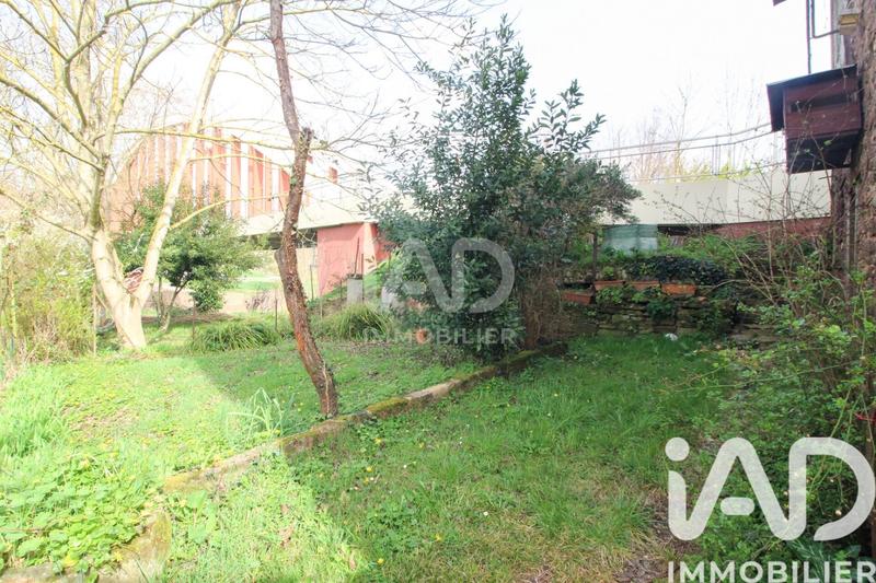 Maison - 285 m² - 12 pièces