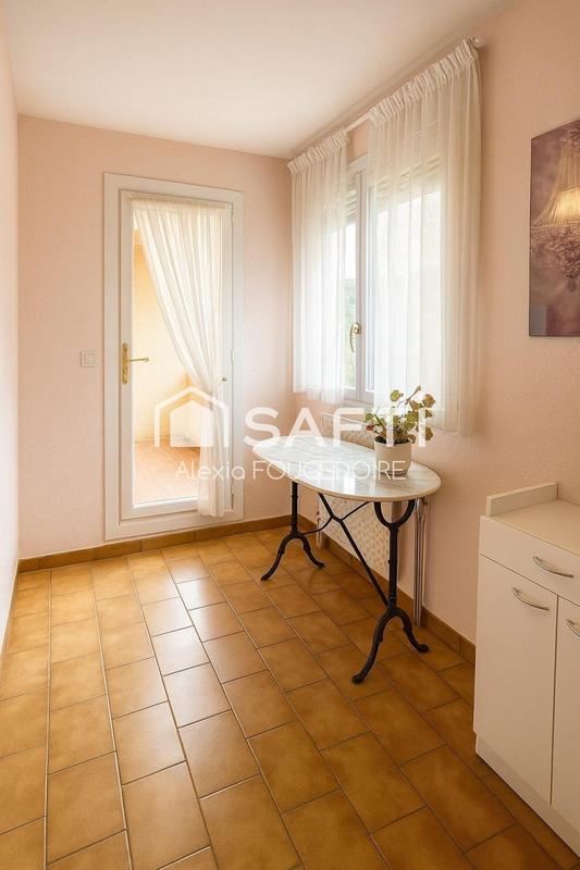Appartement - 95 m² - 5 pièces