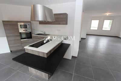 Maison - 226 m² - 8 pièces