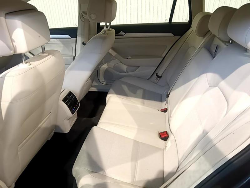 Volkswagen Passat Sw 1.6 Tdi 120 Bmt Dsg7 Confortline