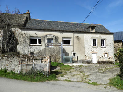 Maison - 95 m² - 4 pièces