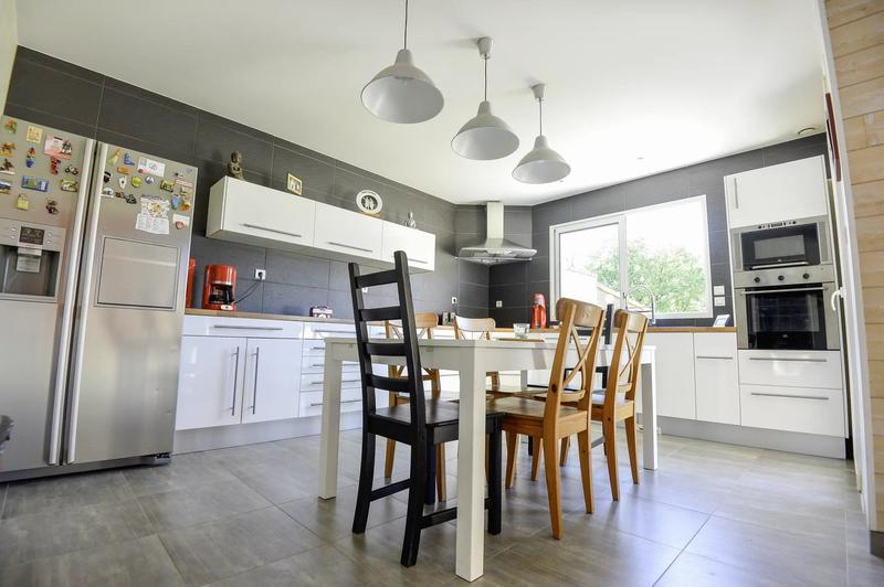 Maison - 159 m² - 6 pièces