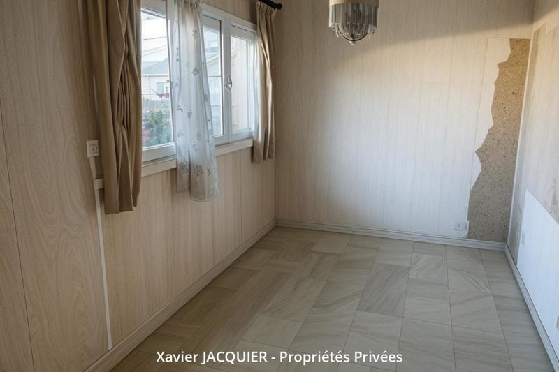 Maison - 94 m² - 5 pièces