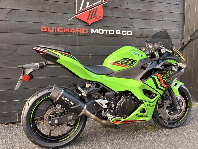 Kawasaki Ninja 500 se