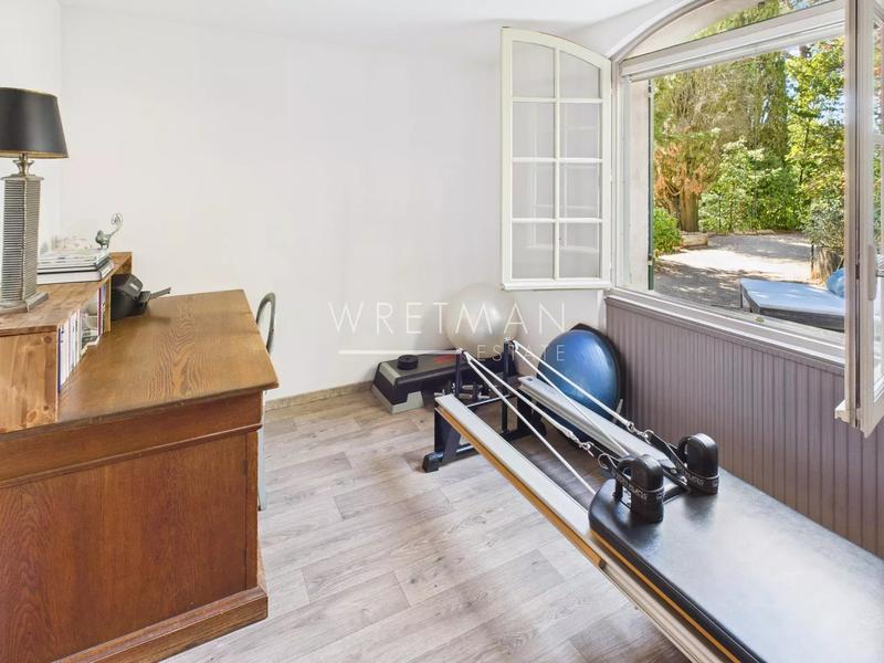 Villa - 177 m² - 7 pièces