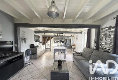 Maison - 131 m² - 6 pièces
