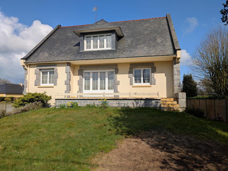 Maison - 153 m² - 7 pièces