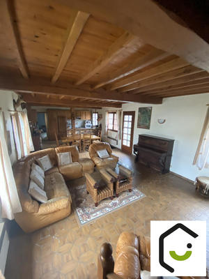 Maison - 101 m² - 5 pièces