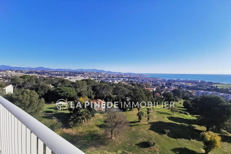 Appartement - 91 m² - 3 pièces