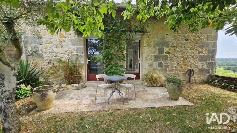 Maison - 332 m² - 6 pièces