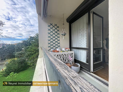 Appartement - 84 m² - 4 pièces