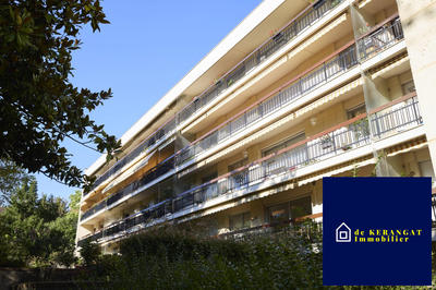 Appartement - 166 m² - 6 pièces