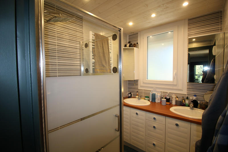 Maison - 102 m² - 6 pièces