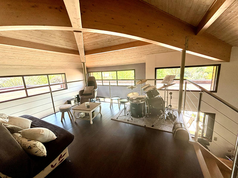 Maison - 250 m² - 5 pièces