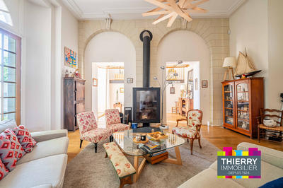 Appartement - 198 m² - 7 pièces