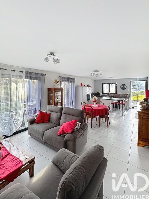 Maison - 90 m² - 4 pièces