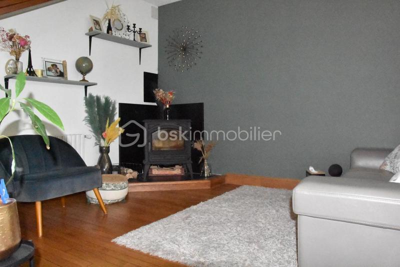 Demeure - 225 m² - 8 pièces