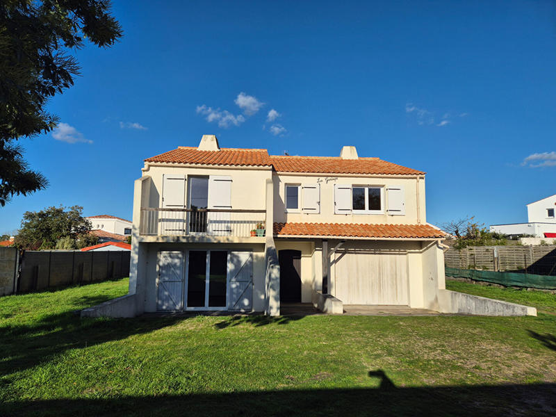 Maison - 130 m² - 6 pièces