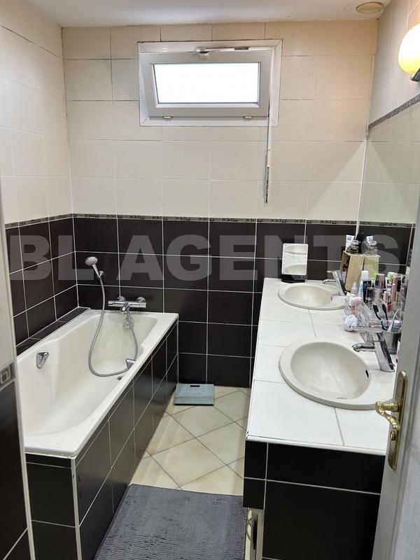 Maison - 165 m² - 5 pièces