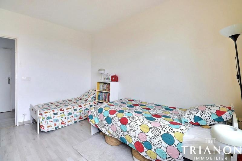 Appartement - 96 m² - 5 pièces