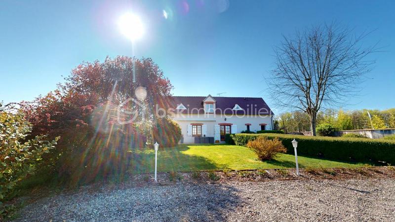 Maison - 237 m² - 7 pièces