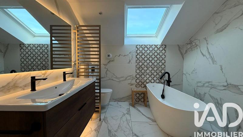 Maison - 125 m² - 4 pièces