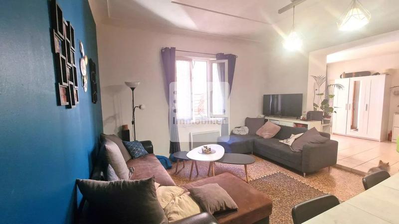 Appartement - 96 m² - 5 pièces
