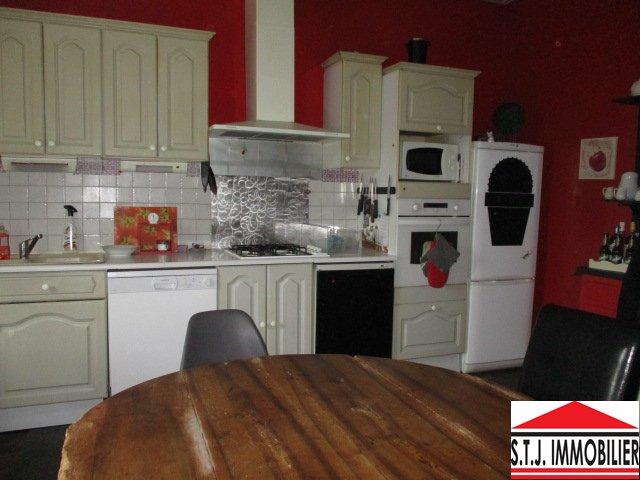 Maison - 193 m² - 6 pièces