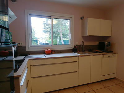 Maison - 200 m² - 6 pièces