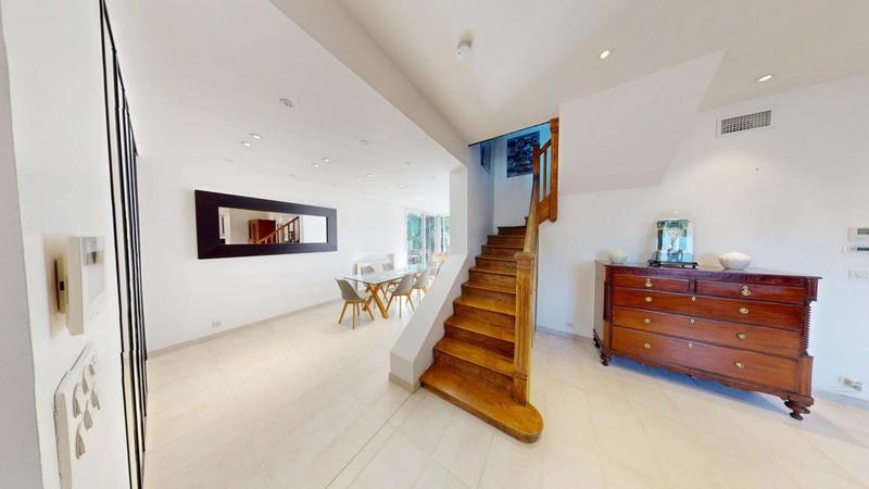 Maison de ville - 178 m² - 5 pièces