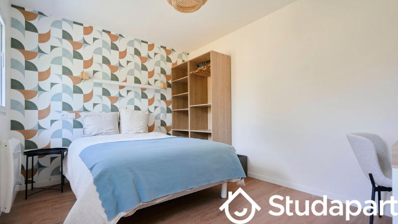 Chambre - 120 m² - 1 pièce