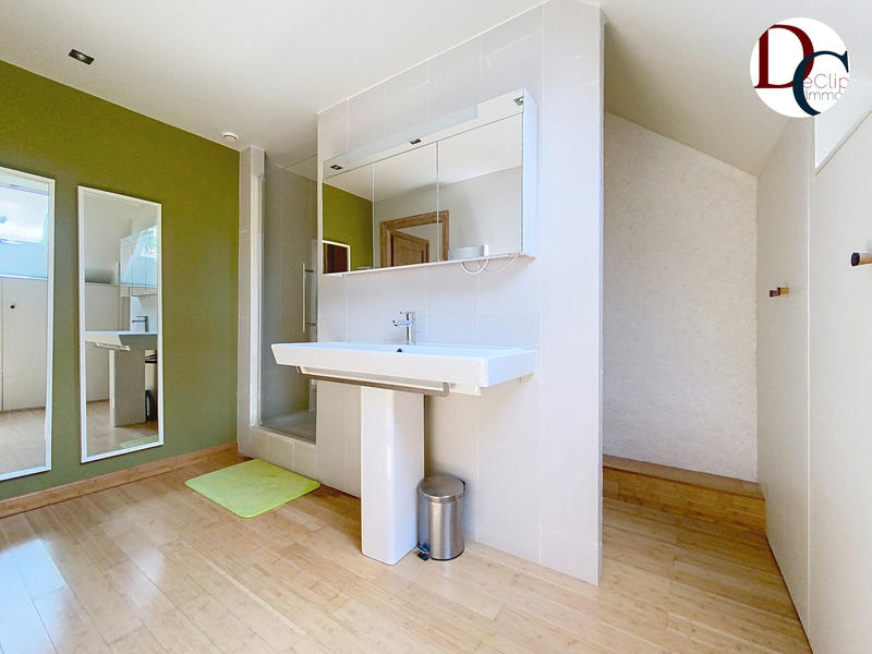 Maison - 172 m² - 5 pièces