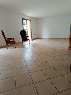 Maison - 121 m² - 4 pièces