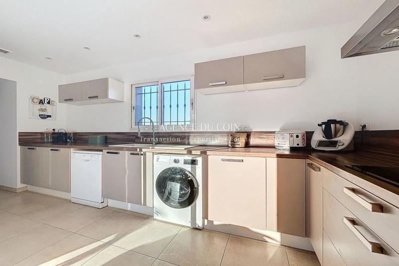 Villa - 200 m² - 8 pièces