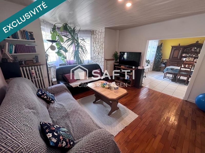 Maison - 200 m² - 8 pièces