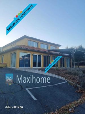 Maison ancienne - 350 m² - 16 pièces