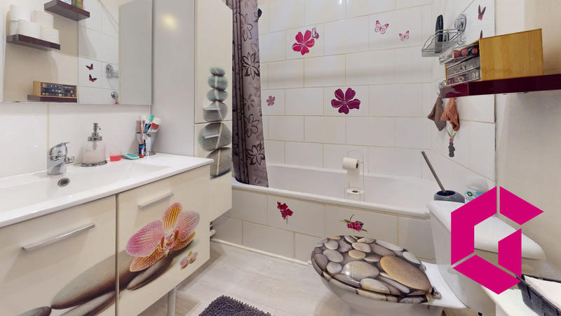 Maison - 61 m² - 4 pièces