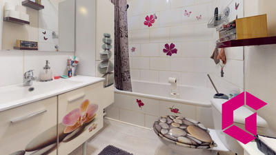 Maison - 61 m² - 4 pièces