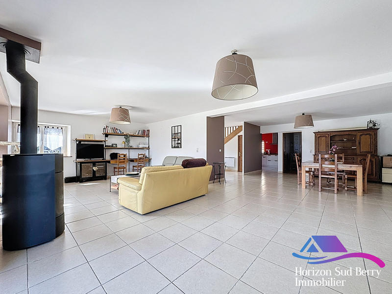 Maison - 210 m² - 7 pièces