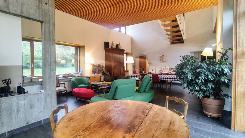 Maison - 447 m² - 8 pièces