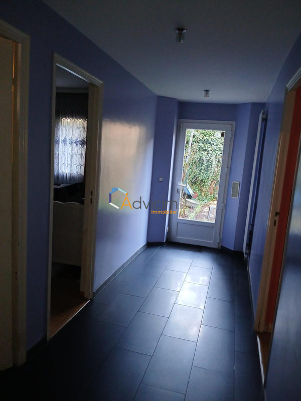 Maison - 192 m² - 6 pièces