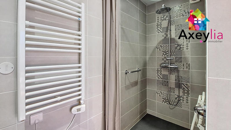 Maison - 144 m² - 5 pièces