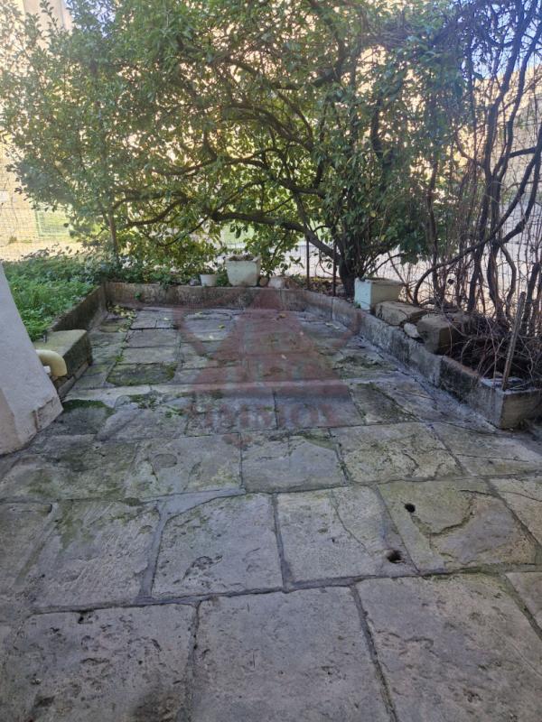 Maison en pierre - 100 m² - 5 pièces