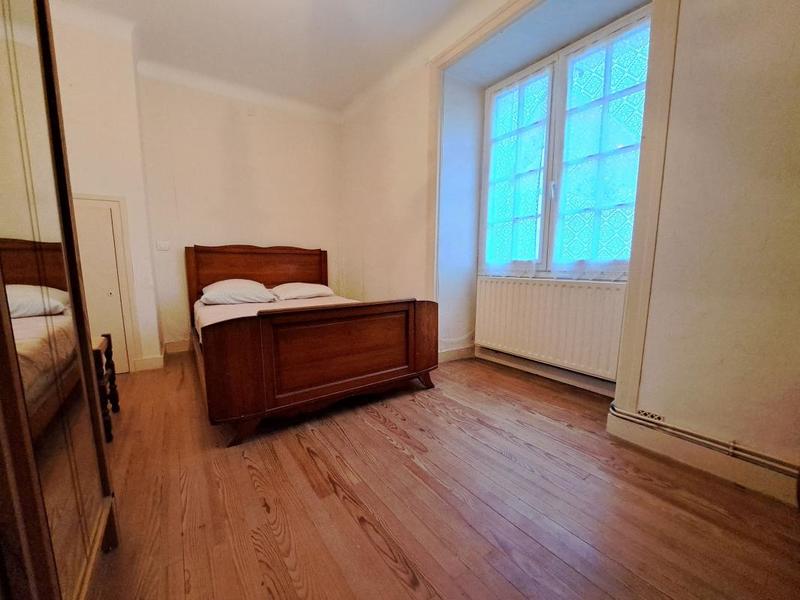 Maison - 102 m² - 5 pièces