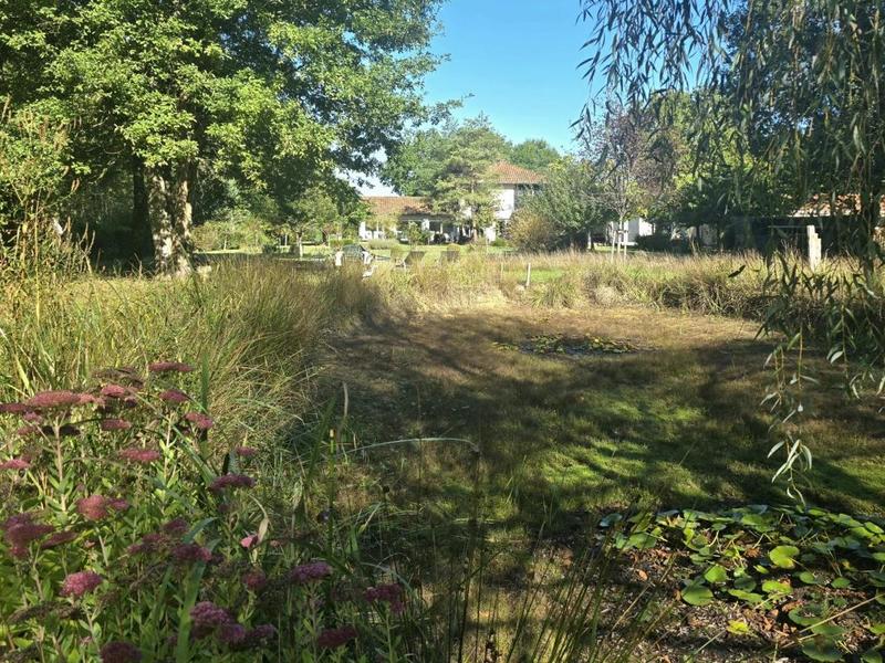 Maison - 305 m² - 9 pièces