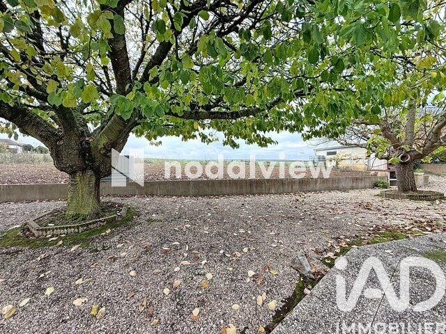 Maison - 181 m² - 9 pièces