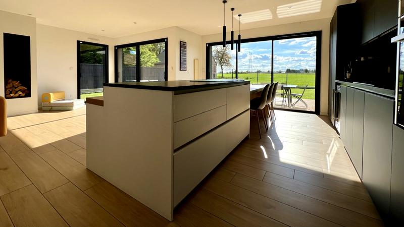 Maison - 137 m² - 5 pièces