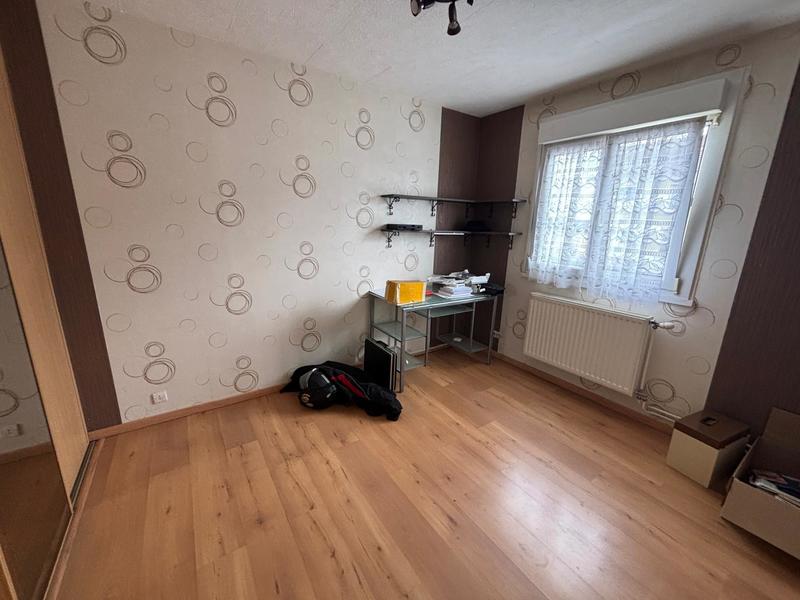 Maison - 98 m² - 4 pièces